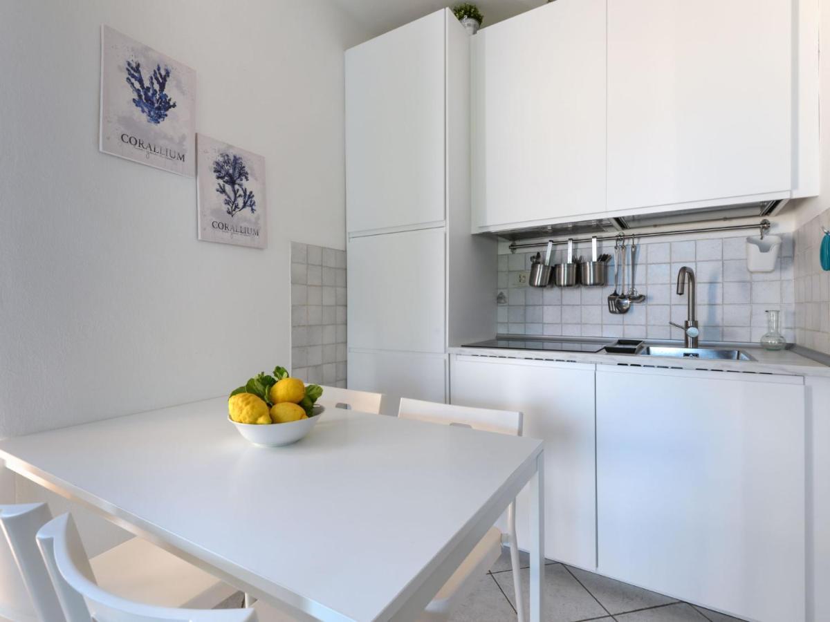 Apartment Altaluna-6 By Interhome Nisporto Bagian luar foto